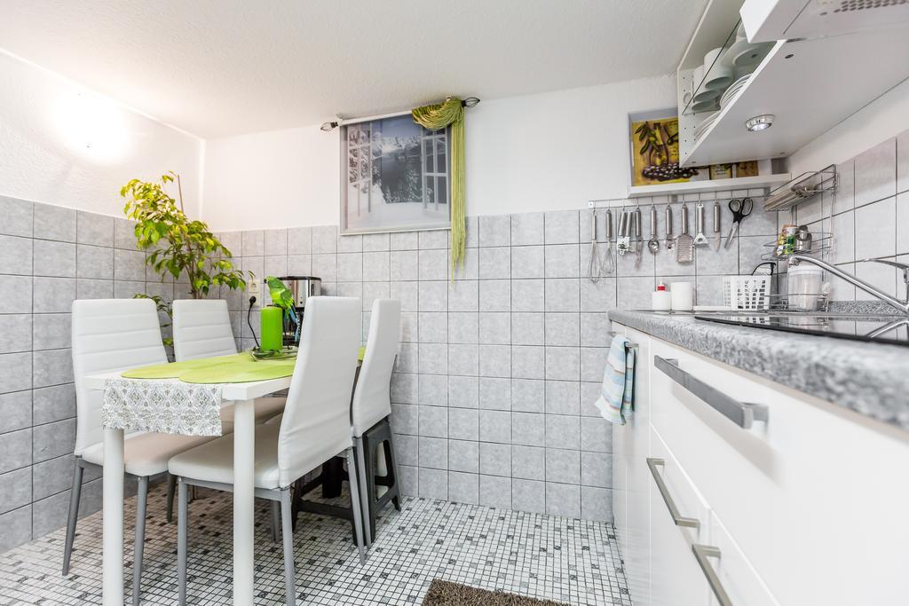 Apartments Neuss Δωμάτιο φωτογραφία