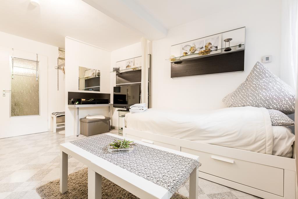 Apartments Neuss Δωμάτιο φωτογραφία